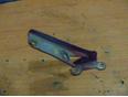 Петля капота правая для Mitsubishi Colt (CJ) 1996-2004;Lancer (CB) 1992-2000;Lancer (CK) 1996-2003;Colt 1992-1996;Outlander (CU) 2001-2008;L200 (K6,K7) 1996-2006
