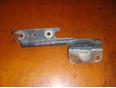 Петля капота правая для Mazda 626 (GE) 1992-1997