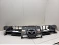Решетка радиатора центральная Mazda 3 (BL) 2009-2013