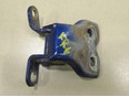 Петля двери передней правой нижняя Yaris 1999-2005 Петля двери передней правой нижняя Yaris 1999-2005